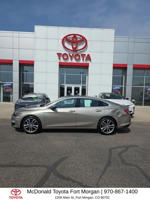 Used 2022 Gray Chevrolet LT image 2
