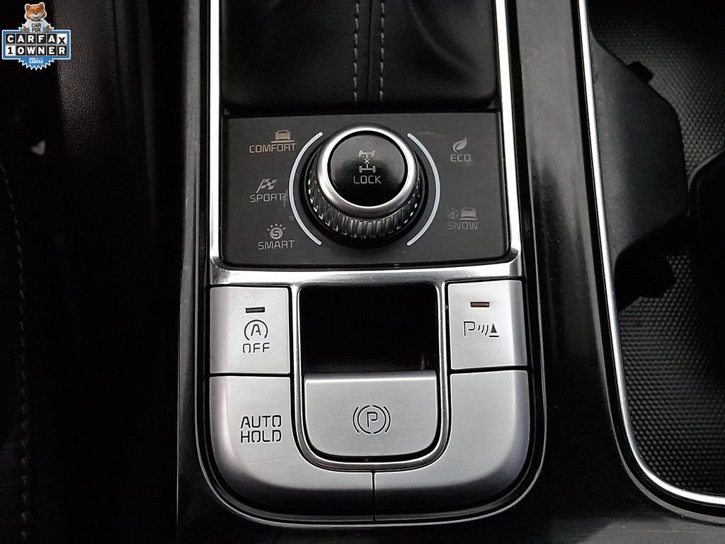 Used 2023 White Kia S image 23