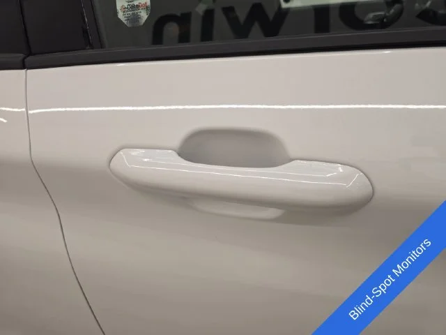 New 2026 Star White Metallic Tri-Coat Ford Tremor® image 9