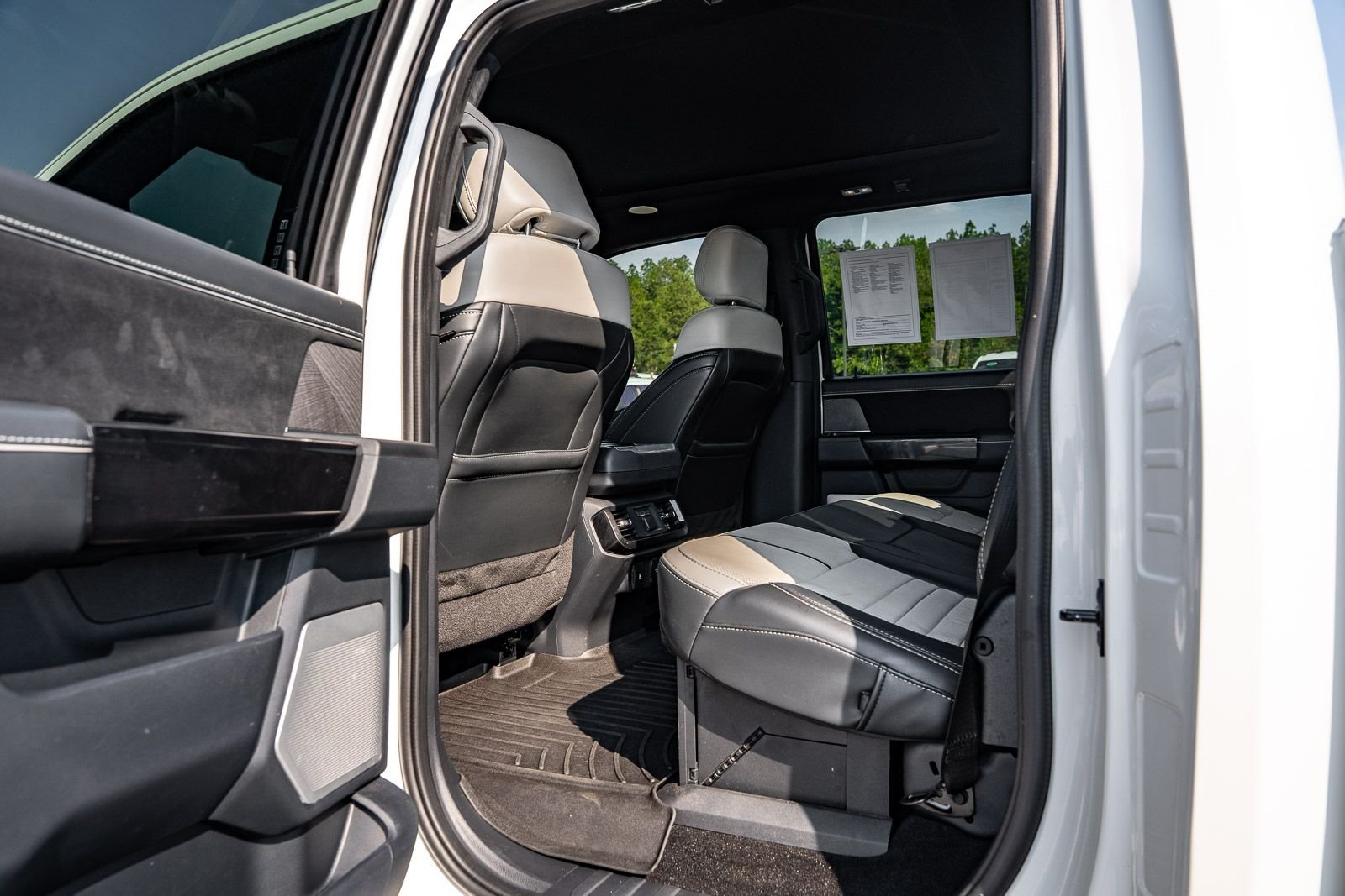 Certified Used 2022 White Ford Platinum image 20
