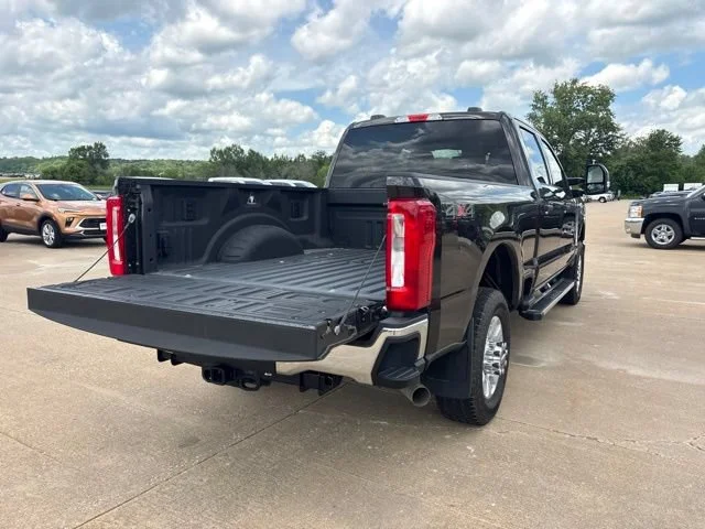 2024 Ford F-250 Super Duty XLT - Photo 8