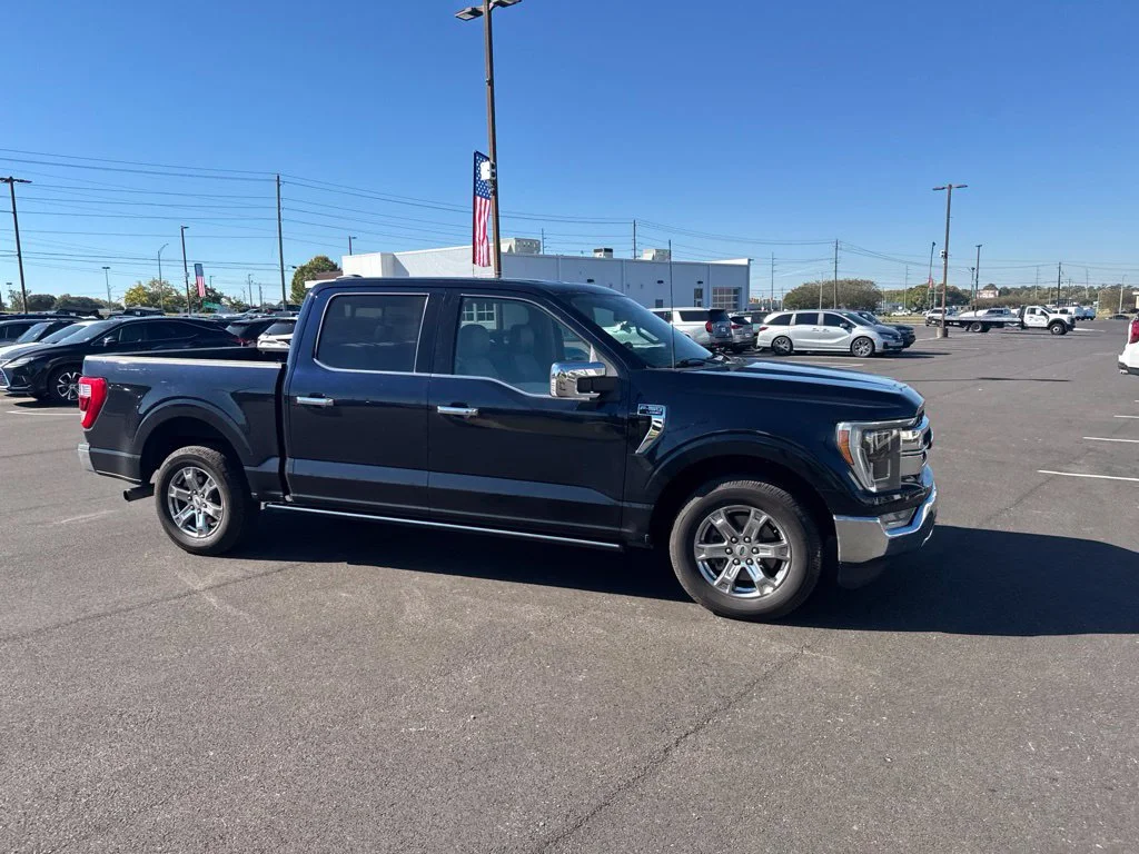 Certified Used 2021 Blue Ford Lariat image 13