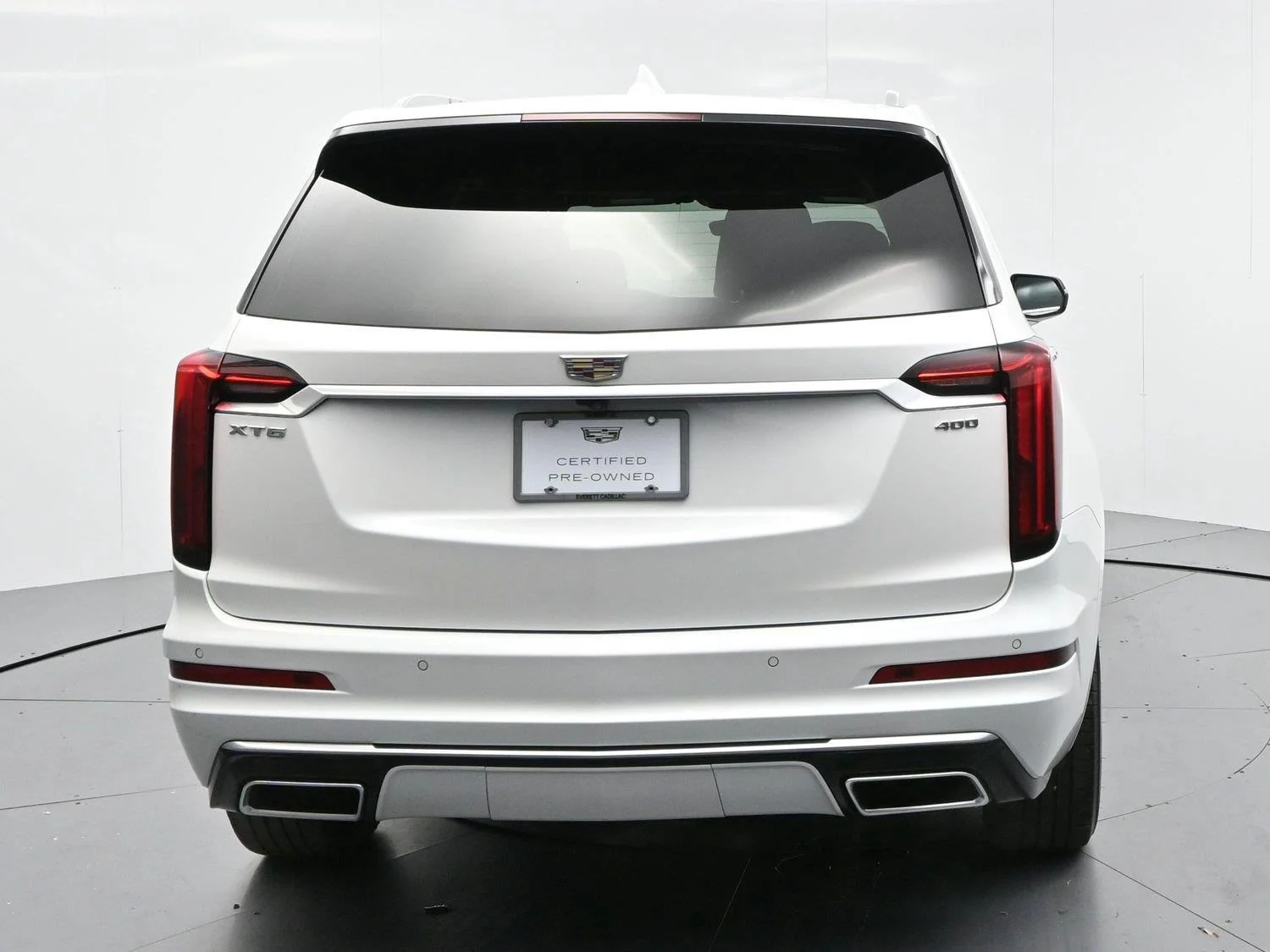 Used 2024 Crystal White Tricoat Cadillac Premium Luxury image 6