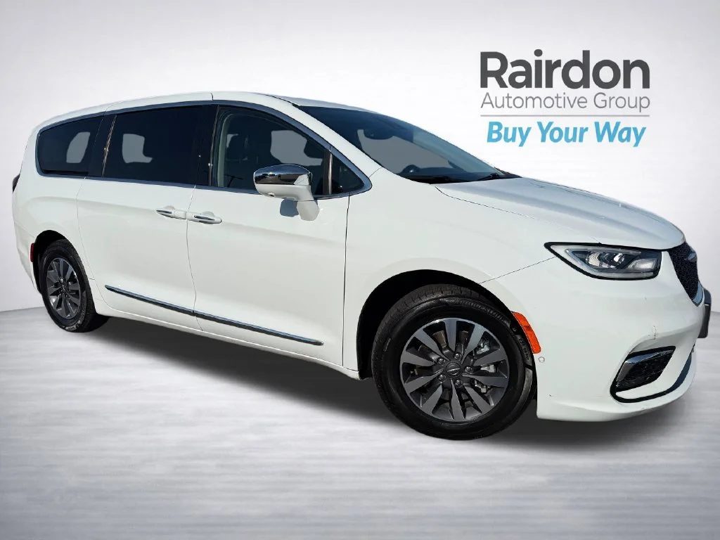 2022 Chrysler Pacifica Hybrid