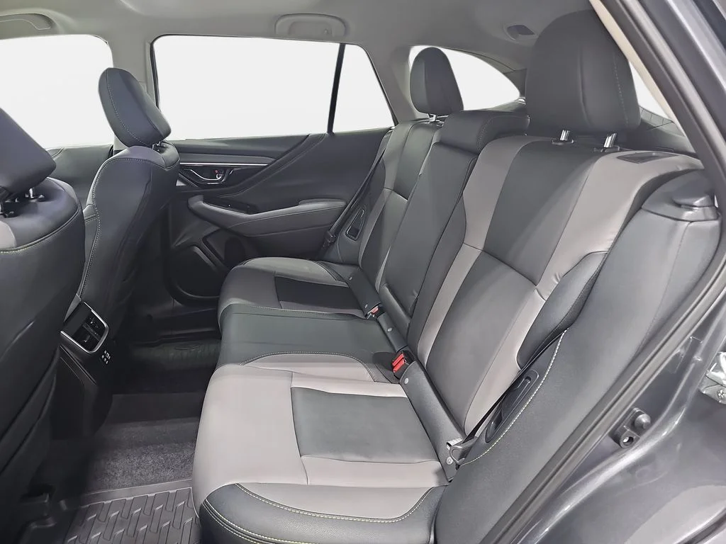 Used 2025 Gray Subaru Onyx Edition image 12