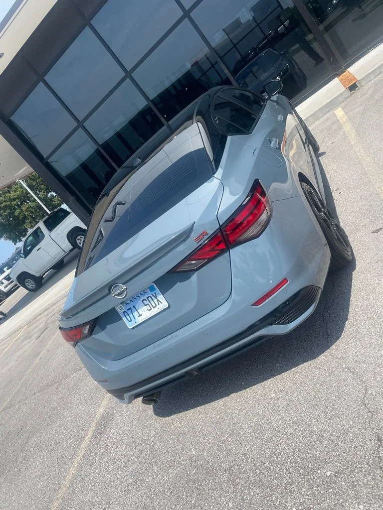 Used 2024 Gray Nissan SR image 7