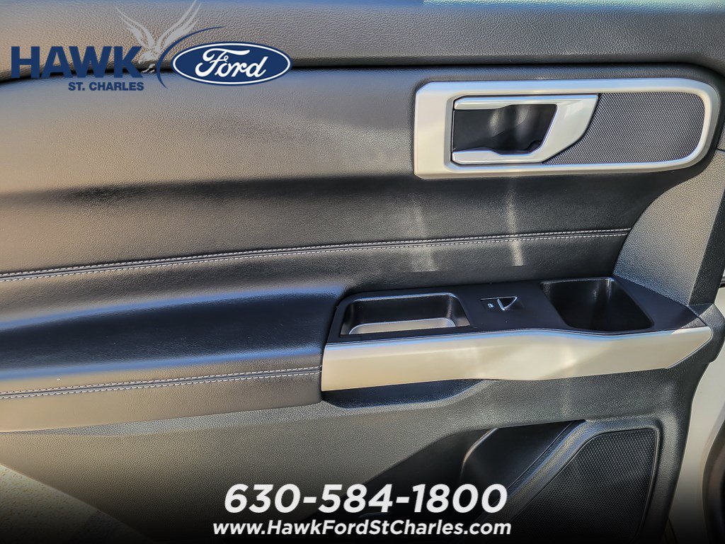 Certified Used 2023 White Metallic Ford XLT image 20