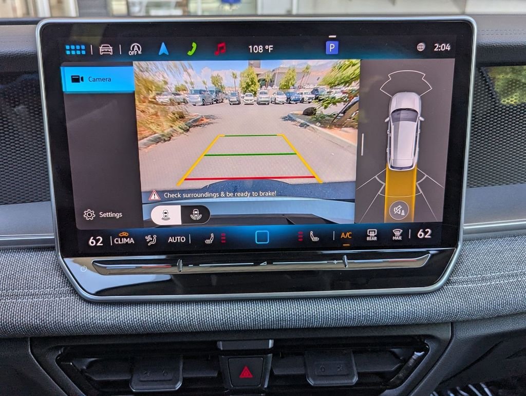 2025 Volkswagen Tiguan SE - Photo 12