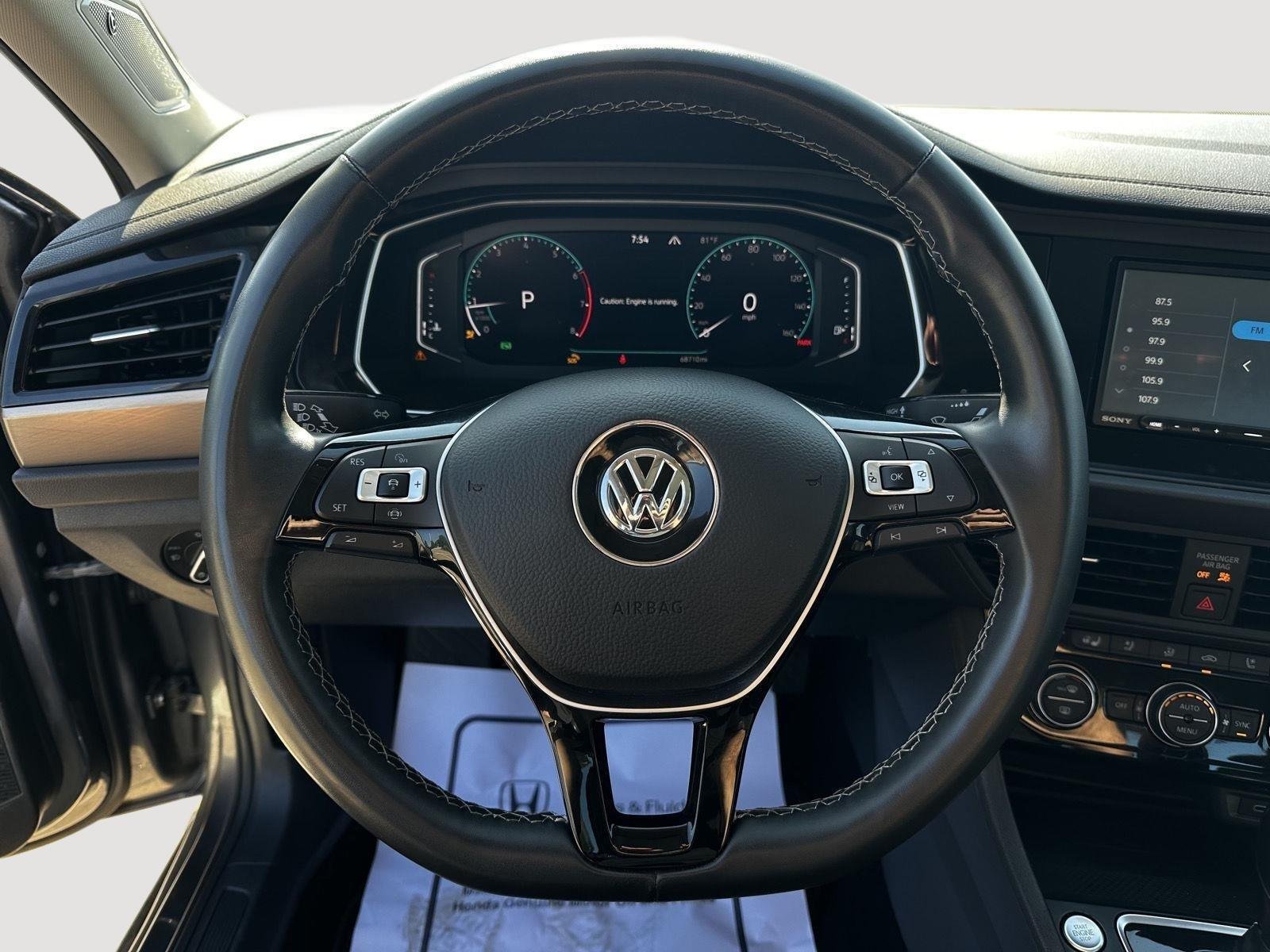 2021 Volkswagen Jetta SEL Premium - Photo 17