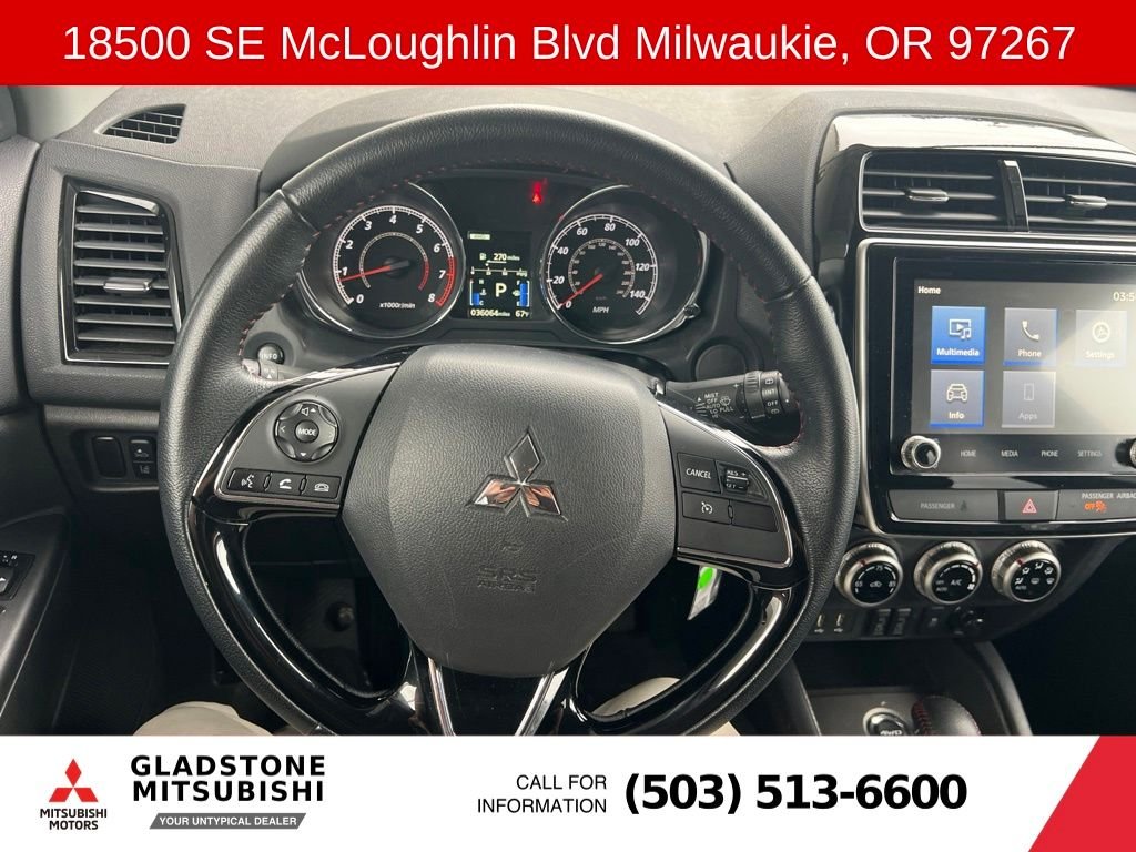 Used 2025 Mercury Gray Metallic Mitsubishi 2.0 LE image 13