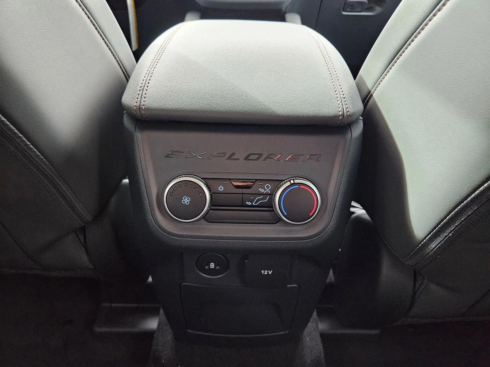 New 2026 Vapor Blue Metallic Ford Active image 24