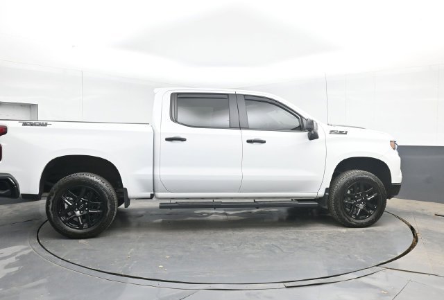 Used 2026 White Chevrolet LT Trail Boss image 14