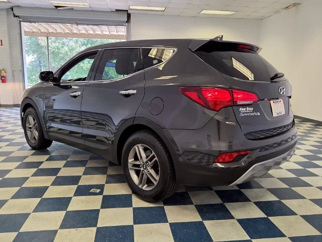 Used 2017 Gray Hyundai 2.4 Base image 5