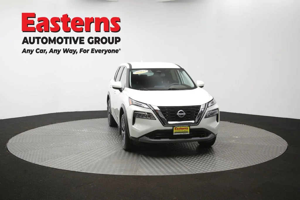 Used 2023 White Nissan SV image 50