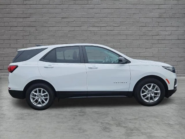 Used 2024 Summit White Chevrolet LS image 7