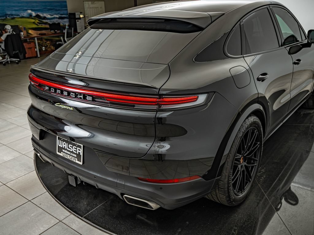 2025 Porsche Cayenne Coup E-Hybrid - Photo 18