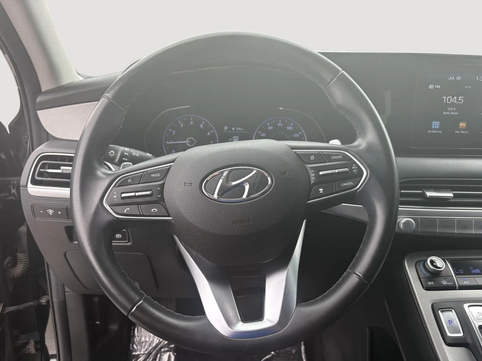 Used 2020 Black Hyundai SEL image 18