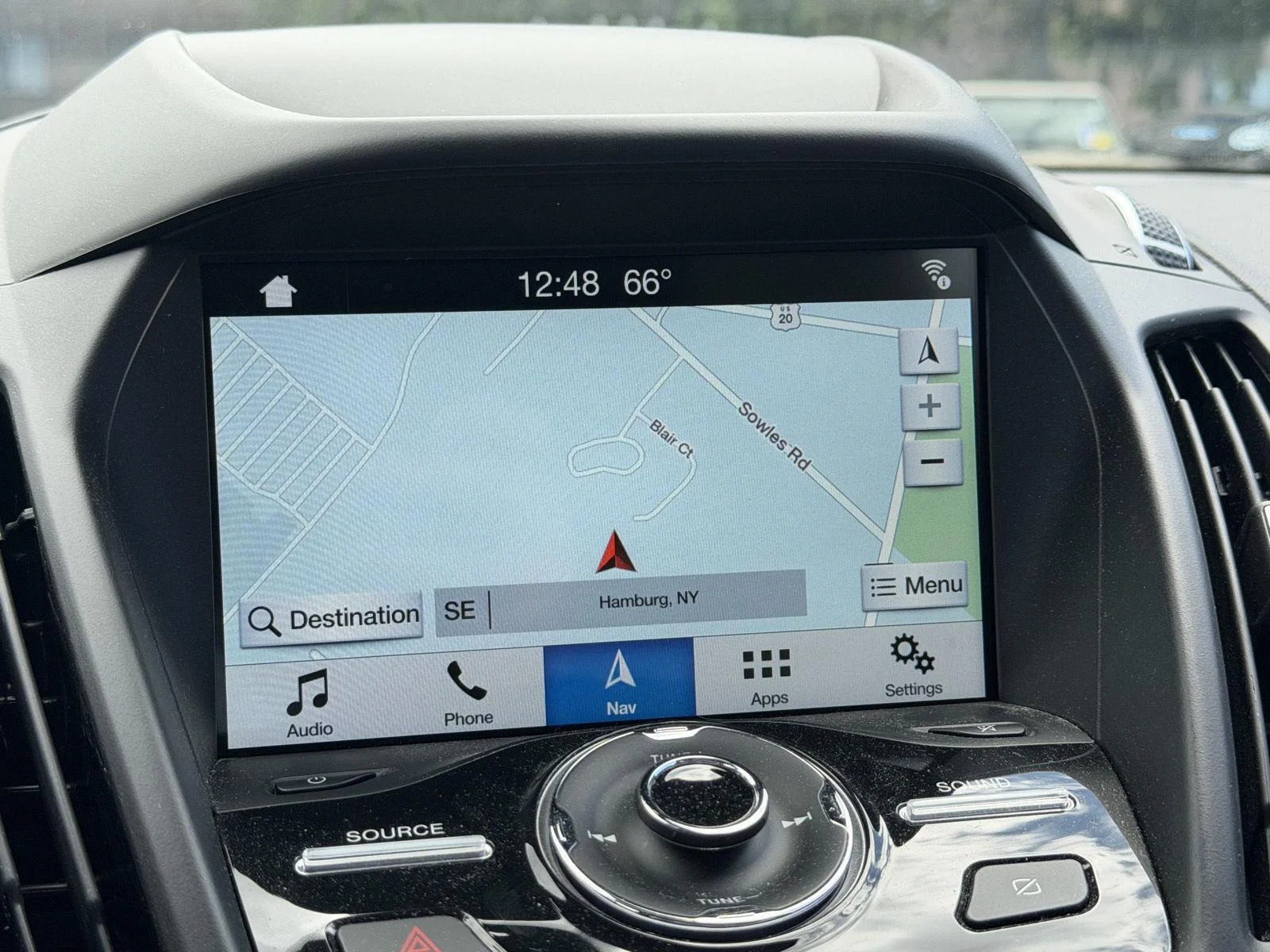 Used 2019 White Platinum Tri-Coat Metallic Ford Titanium image 8