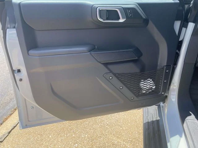 New 2026 Avalanche Gray Ford Outer Banks image 12