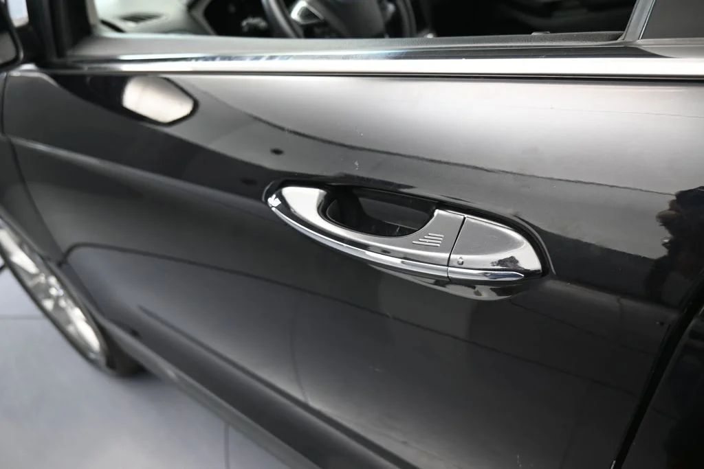 Used 2024 Black Metallic Ford Titanium image 35