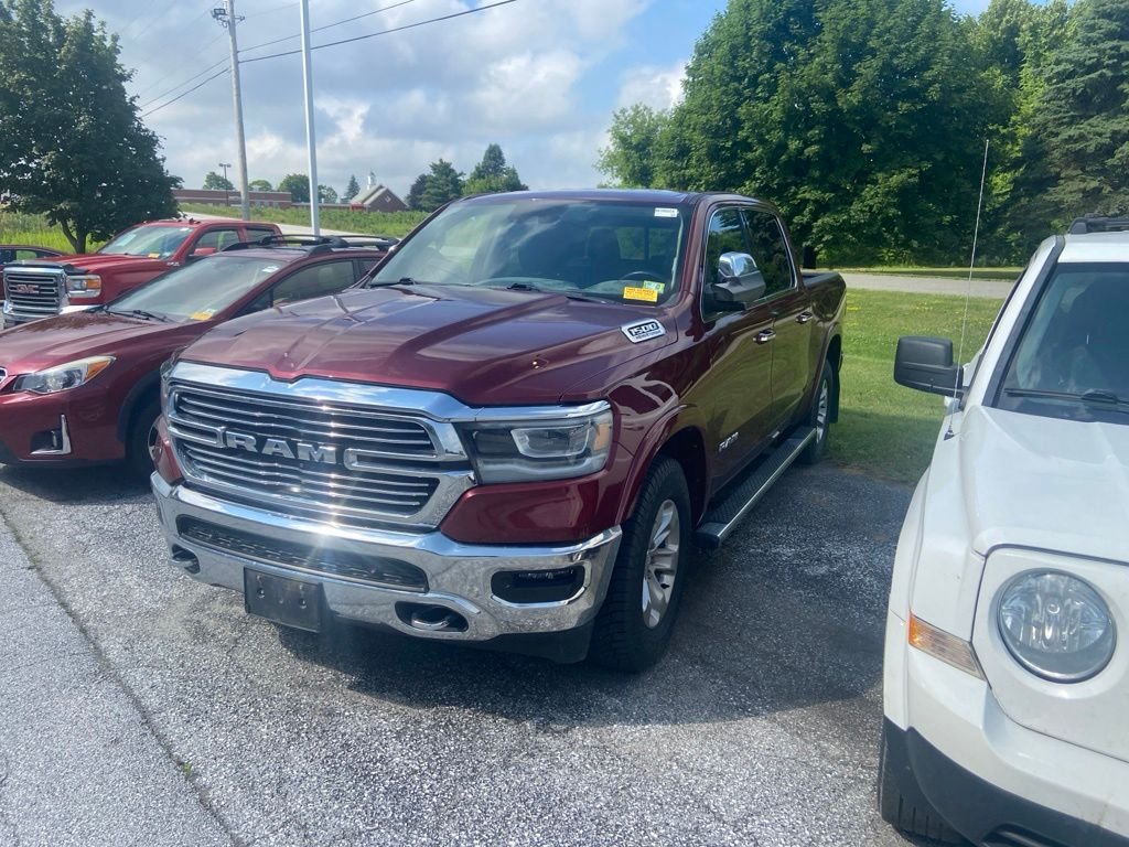 Used 2022 Delmonico Red Pearlcoat Ram Laramie image 3