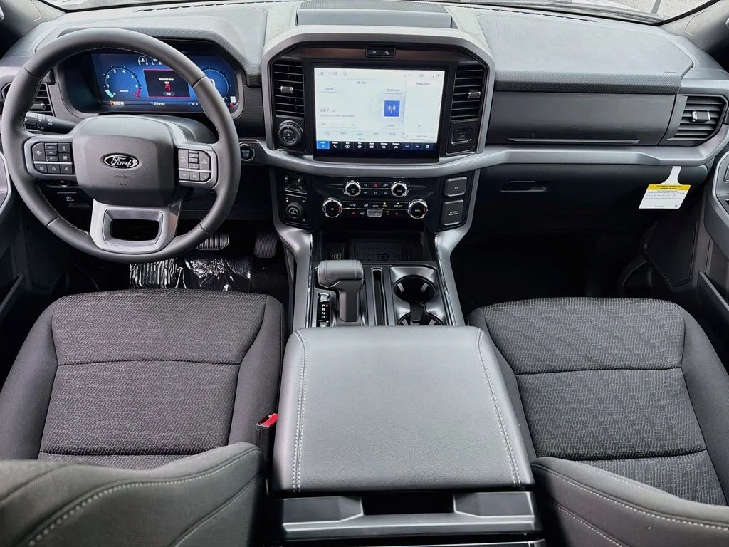 New 2026 Avalanche Ford XLT image 8