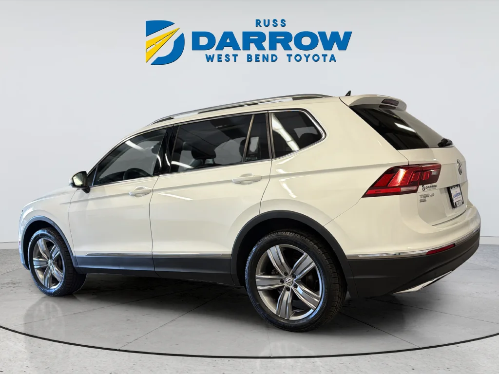 Used 2021 White Volkswagen 2.0T SEL image 3