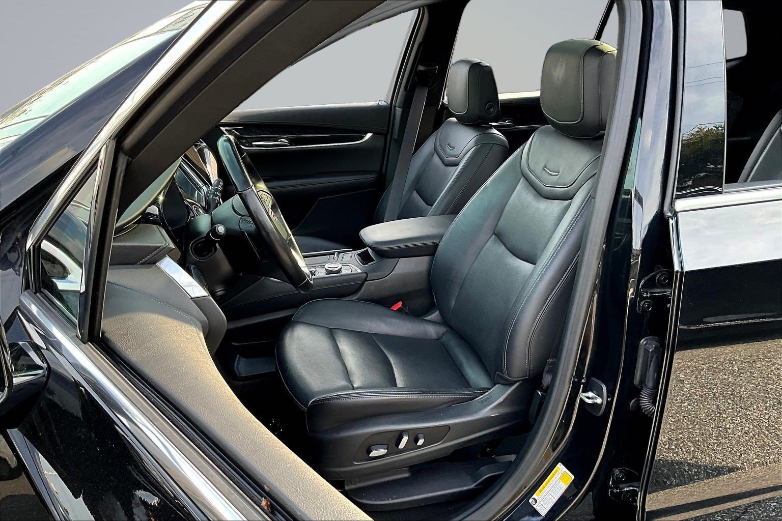 Used 2020 Black Cadillac Premium Luxury image 19