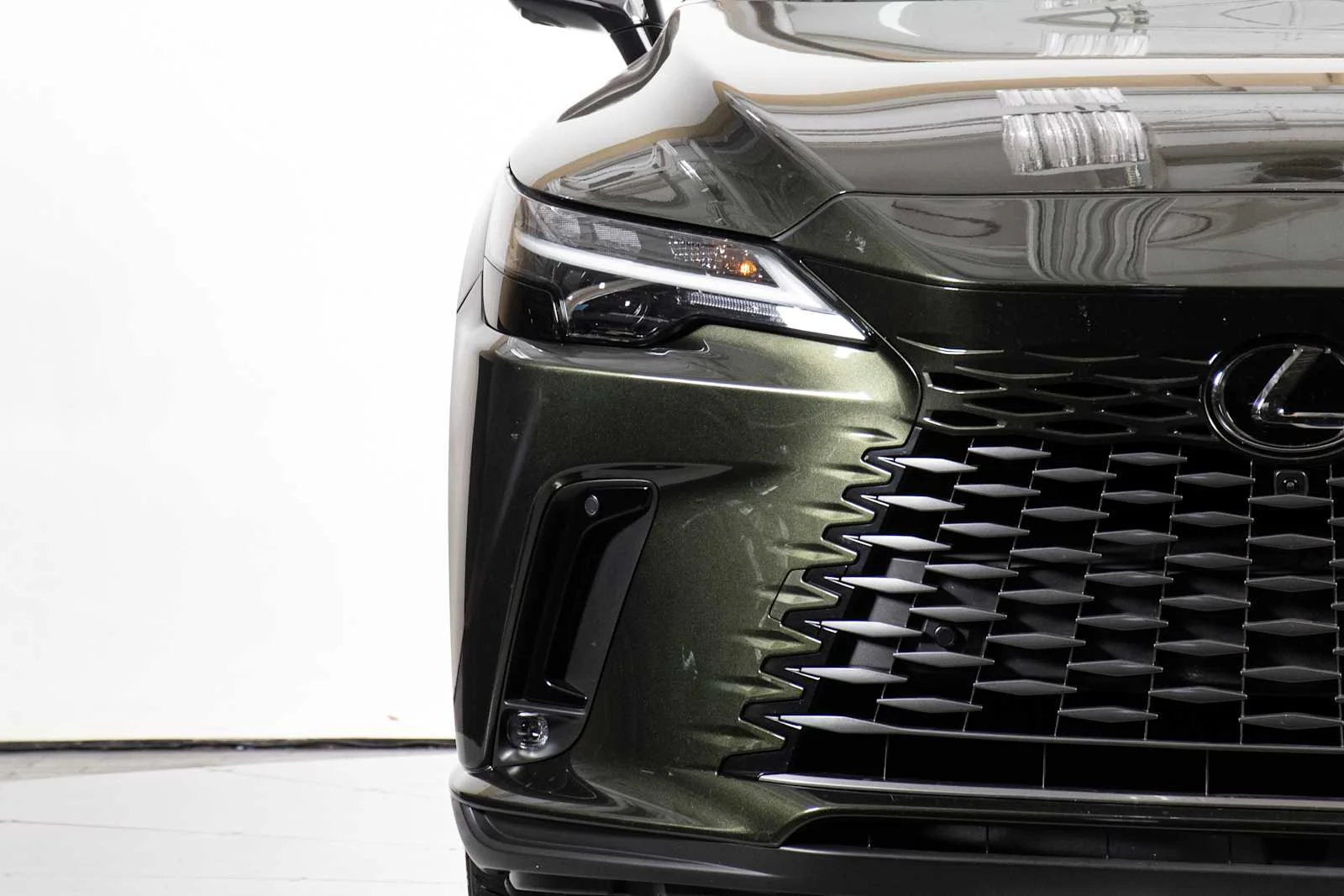 Certified Used 2025 Nori Green Pearl Lexus Premium image 16