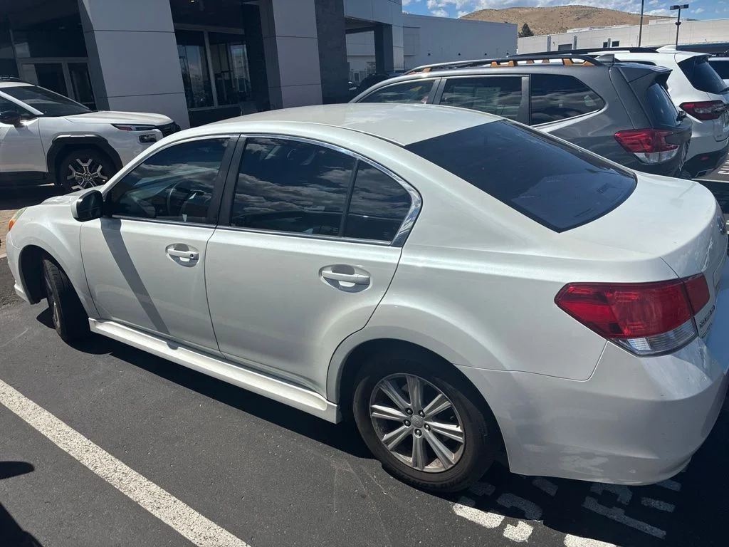 2010 Subaru Legacy 2.5i Premium CVT PZEV's photo