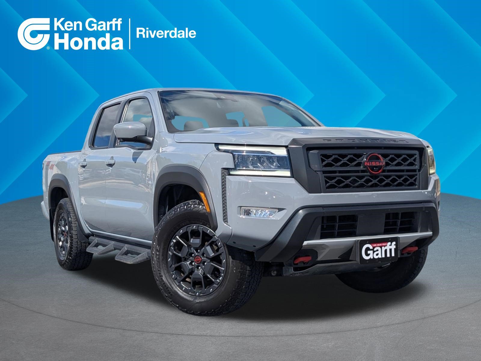 2023 Nissan Frontier PRO-4X Crew Cab 4X4's photo