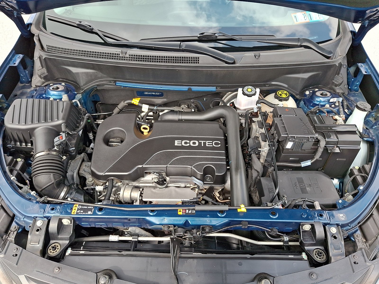 Used 2021 Pacific Blue Metallic Chevrolet LT image 28