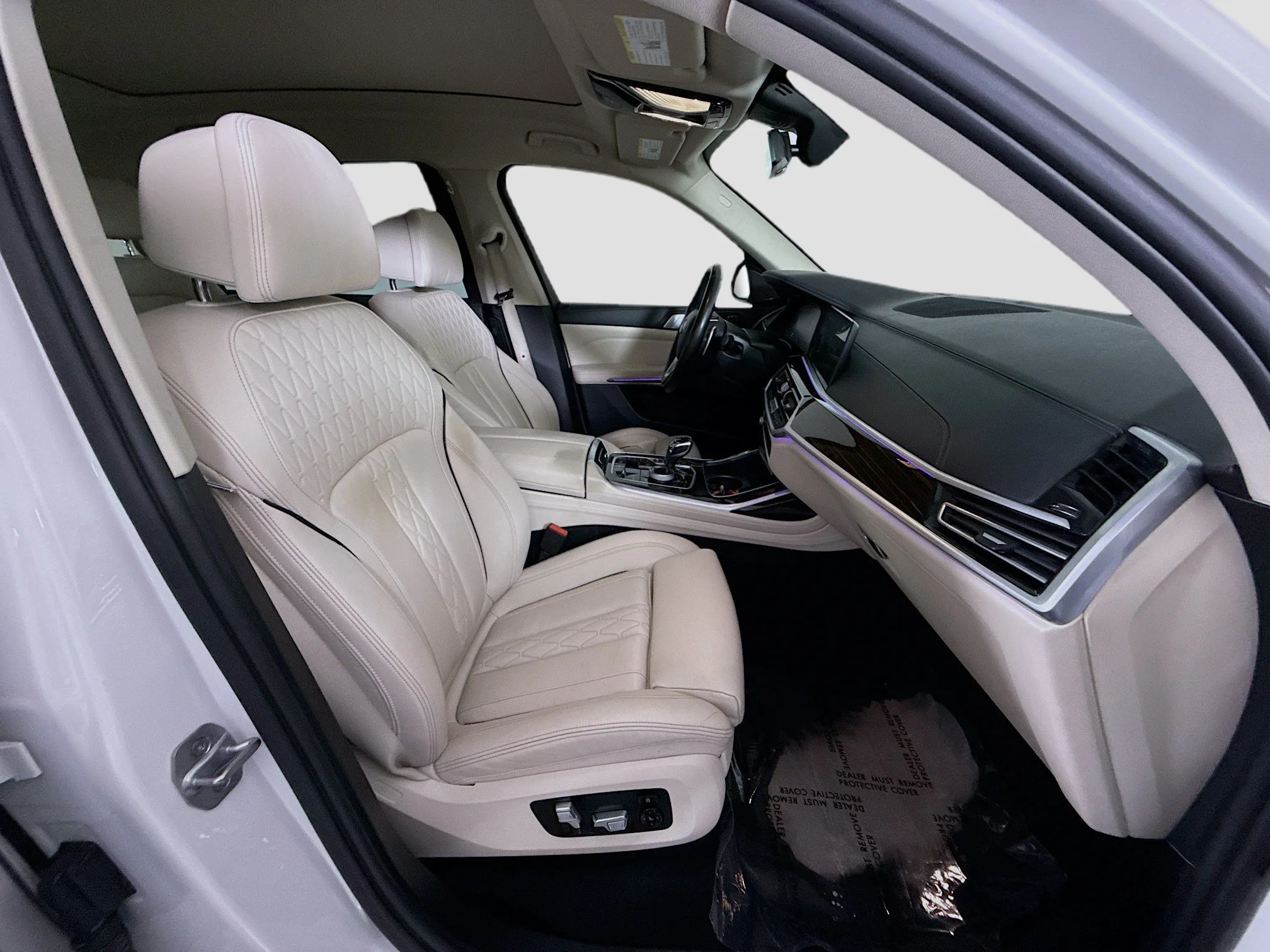 Used 2020 Mineral White Metallic BMW xDrive40i image 25
