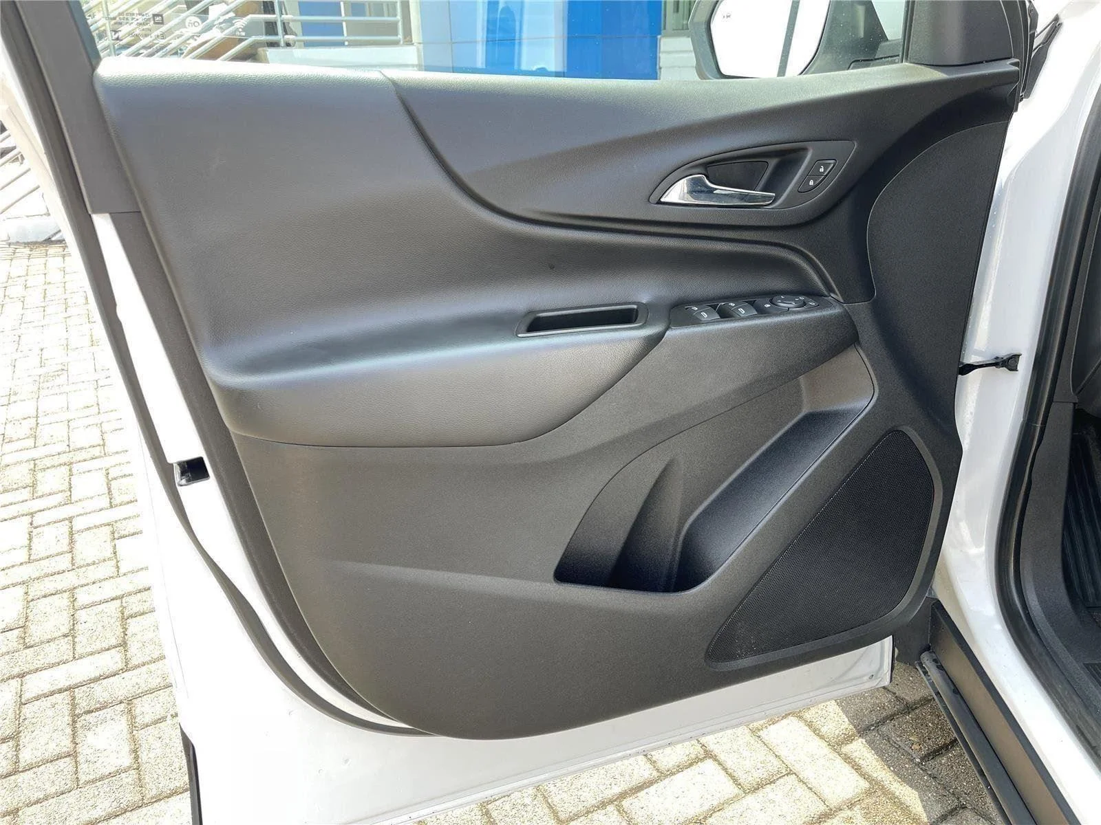 Used 2023 Summit White Chevrolet LT image 13