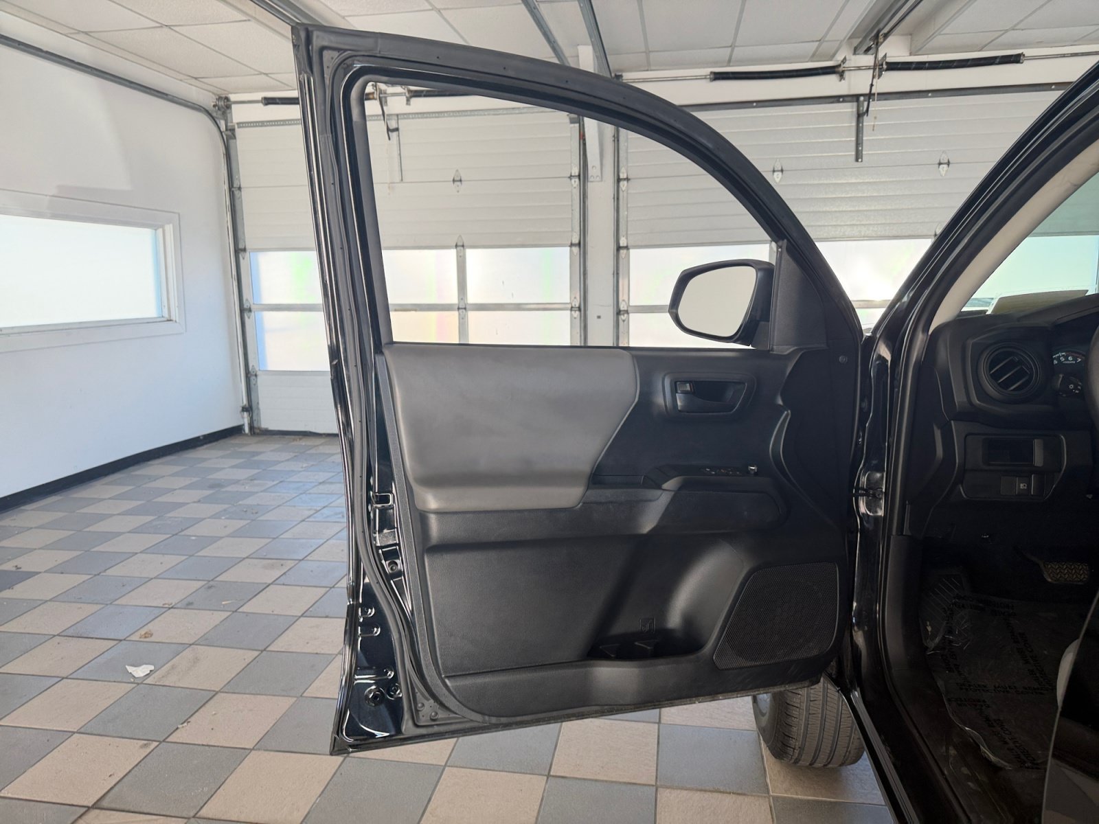 Used 2018 Midnight Black Metallic Toyota SR image 24