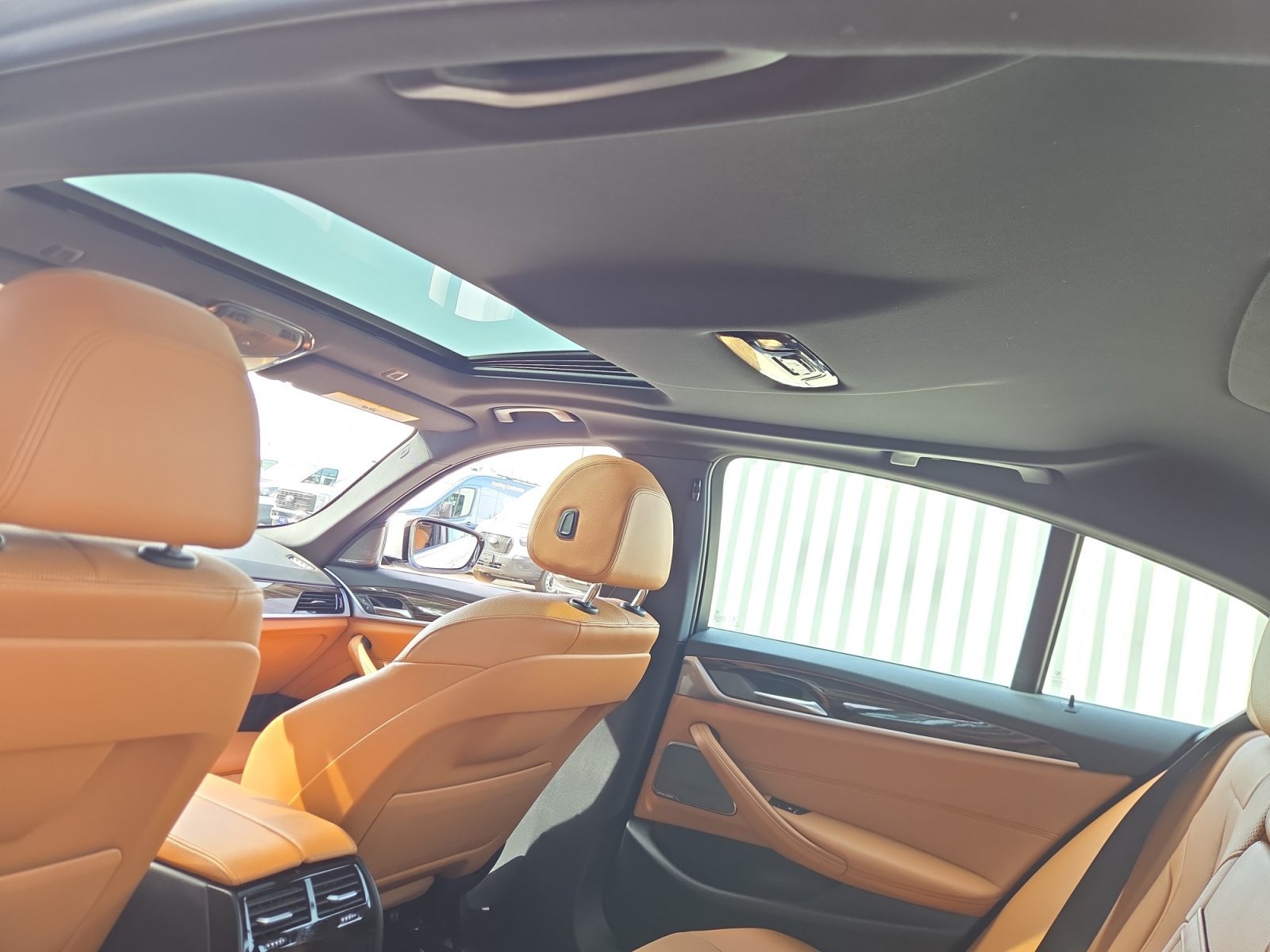 2022 BMW 5 Series 530i - Photo 19