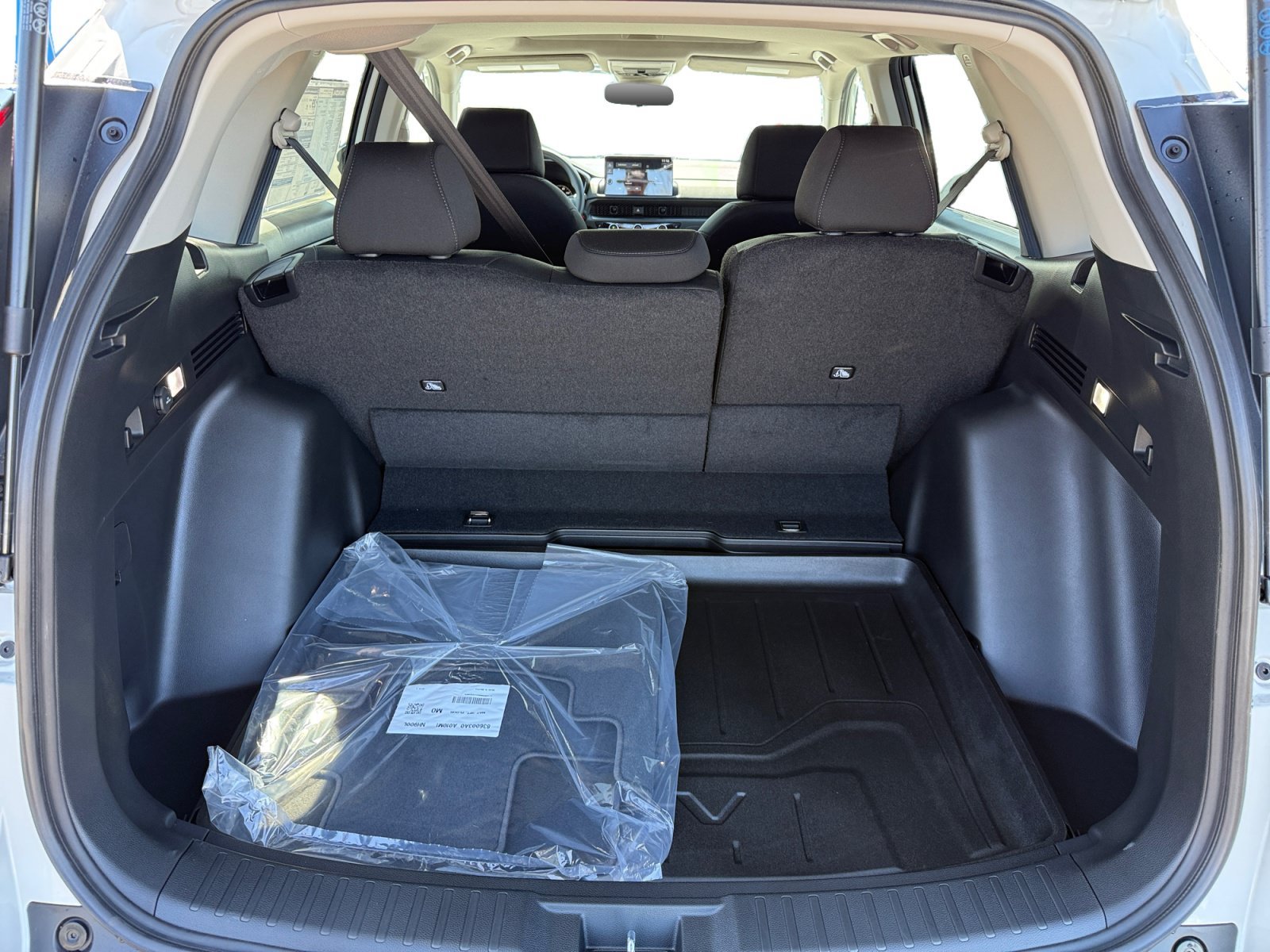 New 2026 Platinum White Pearl Honda EX image 17