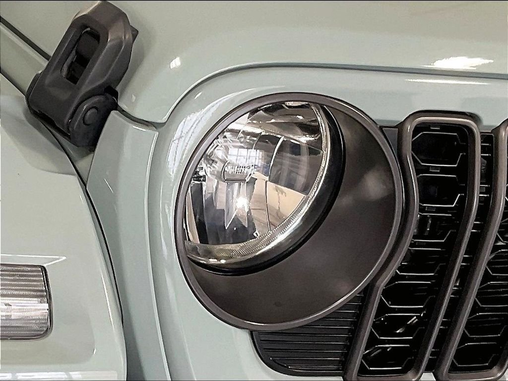 Used 2024 Gray Jeep Sport S 4xe image 32