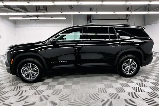 Used 2025 Mosaic Black Metallic Chevrolet LT image 14