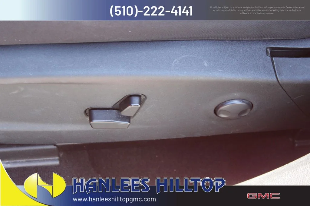 Used 2022 Red Dodge SXT image 13