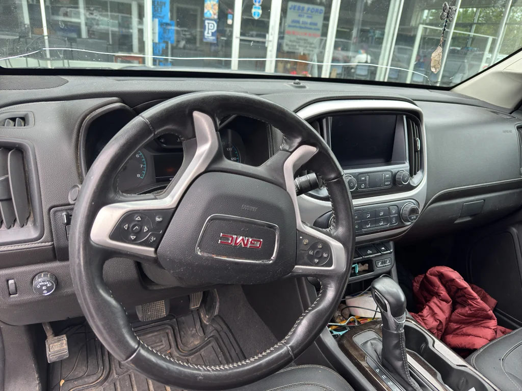 Used 2022 Satin Steel Metallic GMC 4WD Elevation image 9