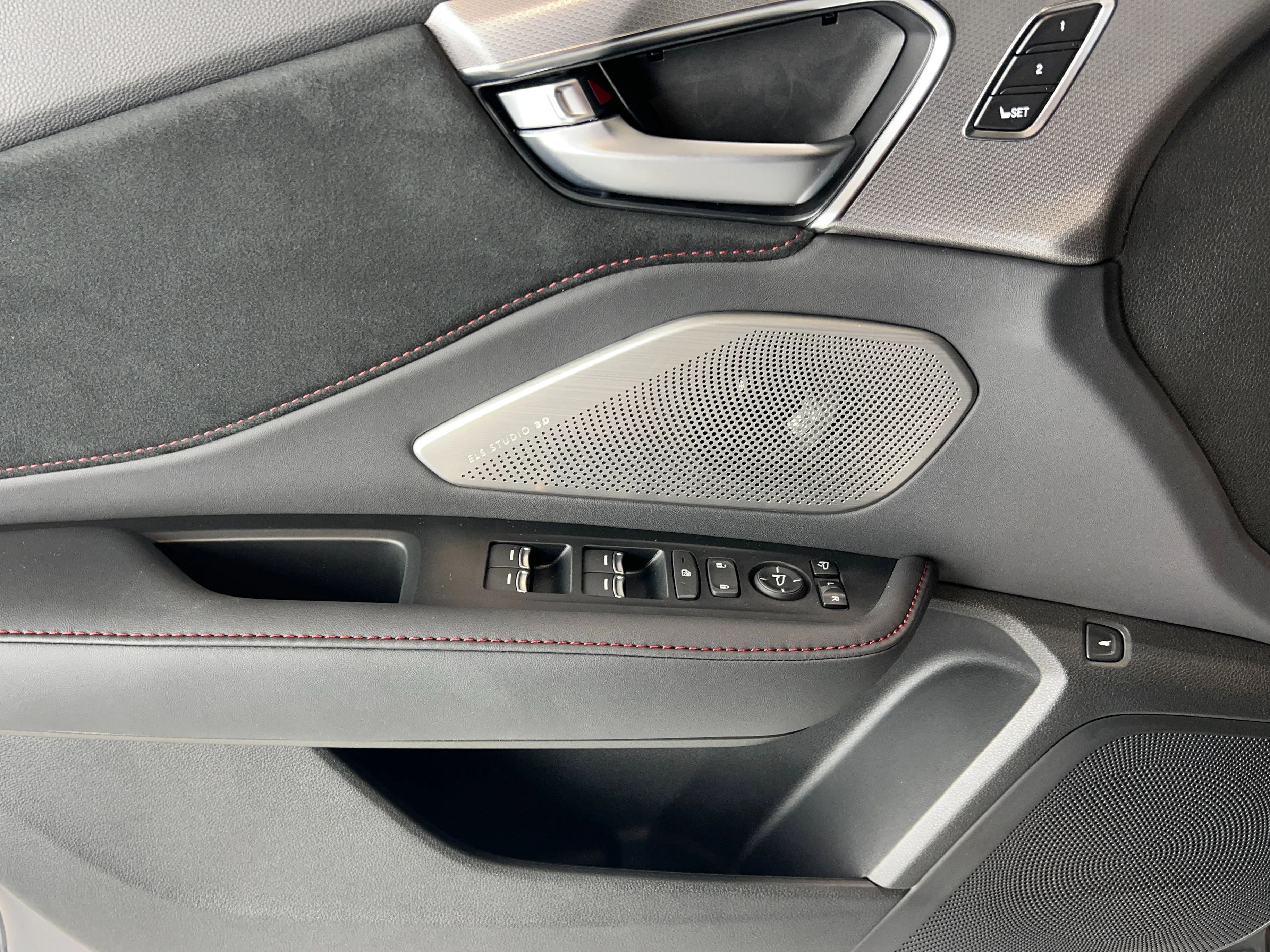 New 2026 Solar Silver Metallic Acura w/A-Spec Advance Package image 15
