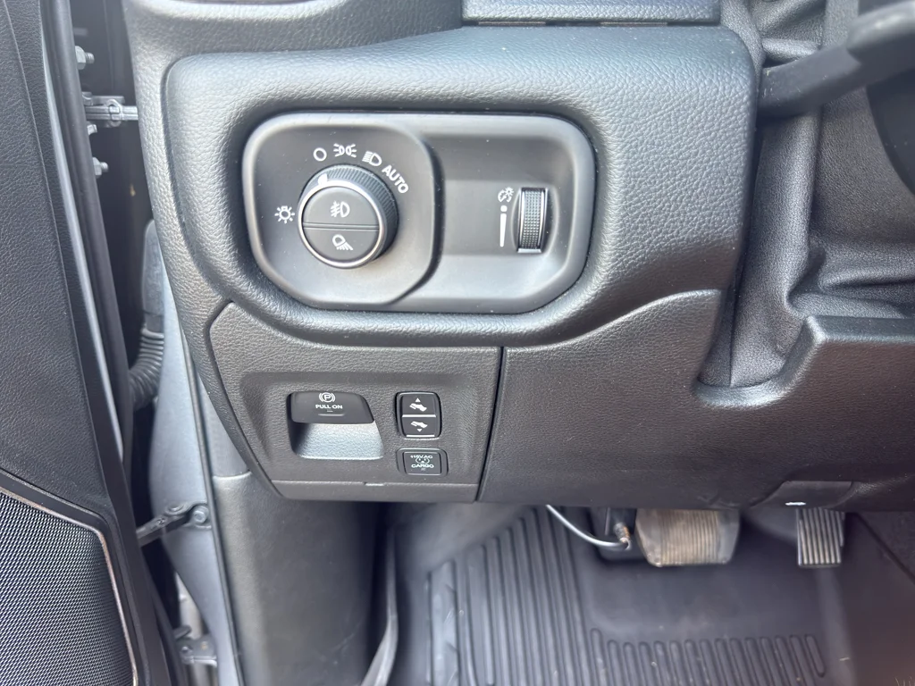 Used 2021 Billet Silver Metallic Clearcoat Ram Rebel image 19