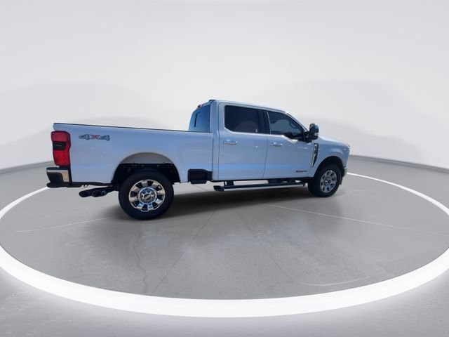 Used 2024 White Ford Lariat image 9