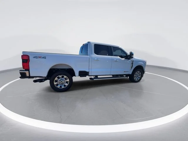 Used 2024 White Ford Lariat image 9