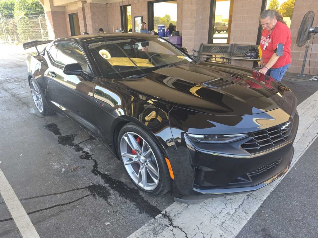 2022 Chevrolet Camaro 6.2 LT1's photo