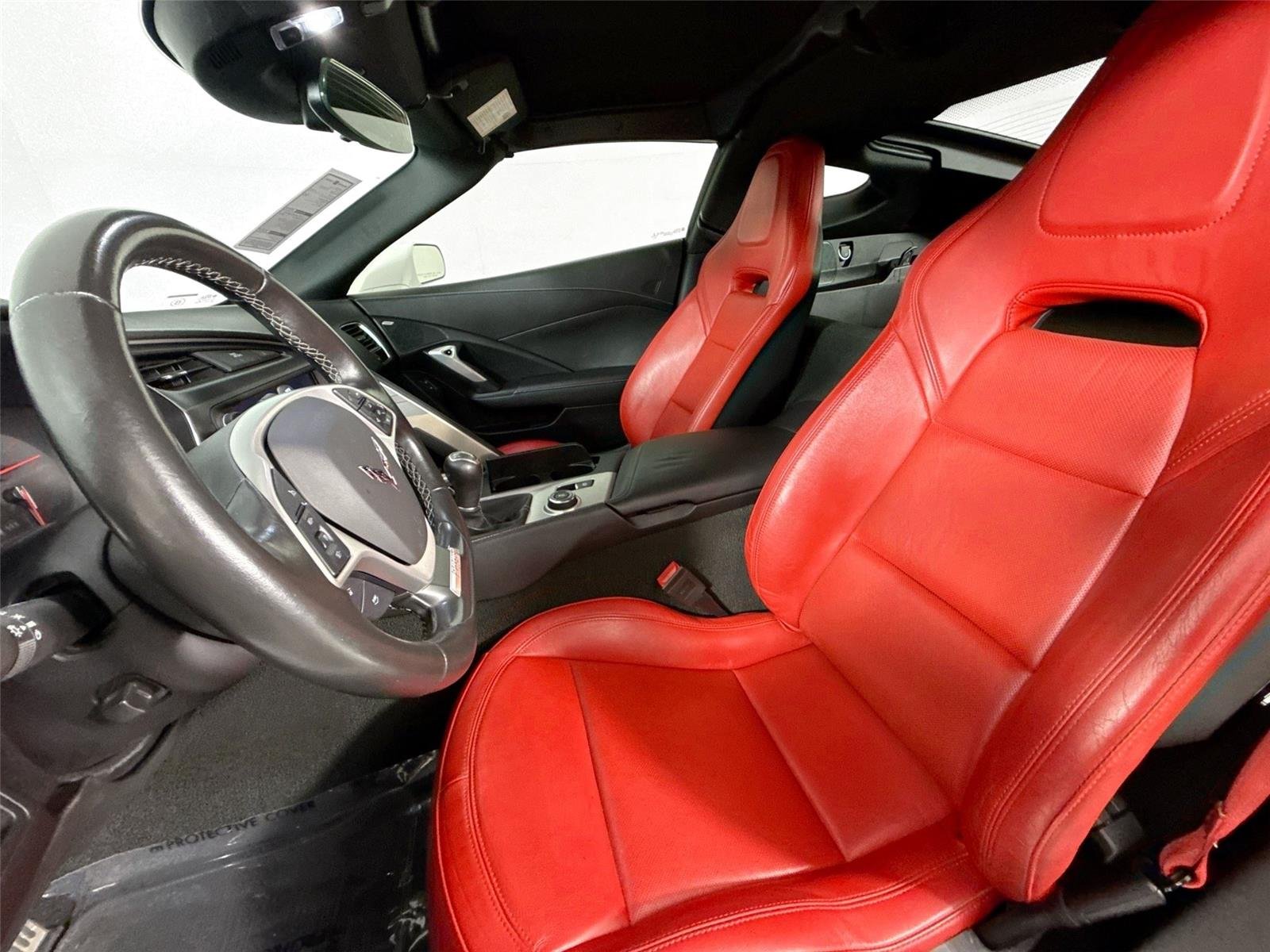 Used 2018 Arctic White Chevrolet Grand Sport 1LT image 3