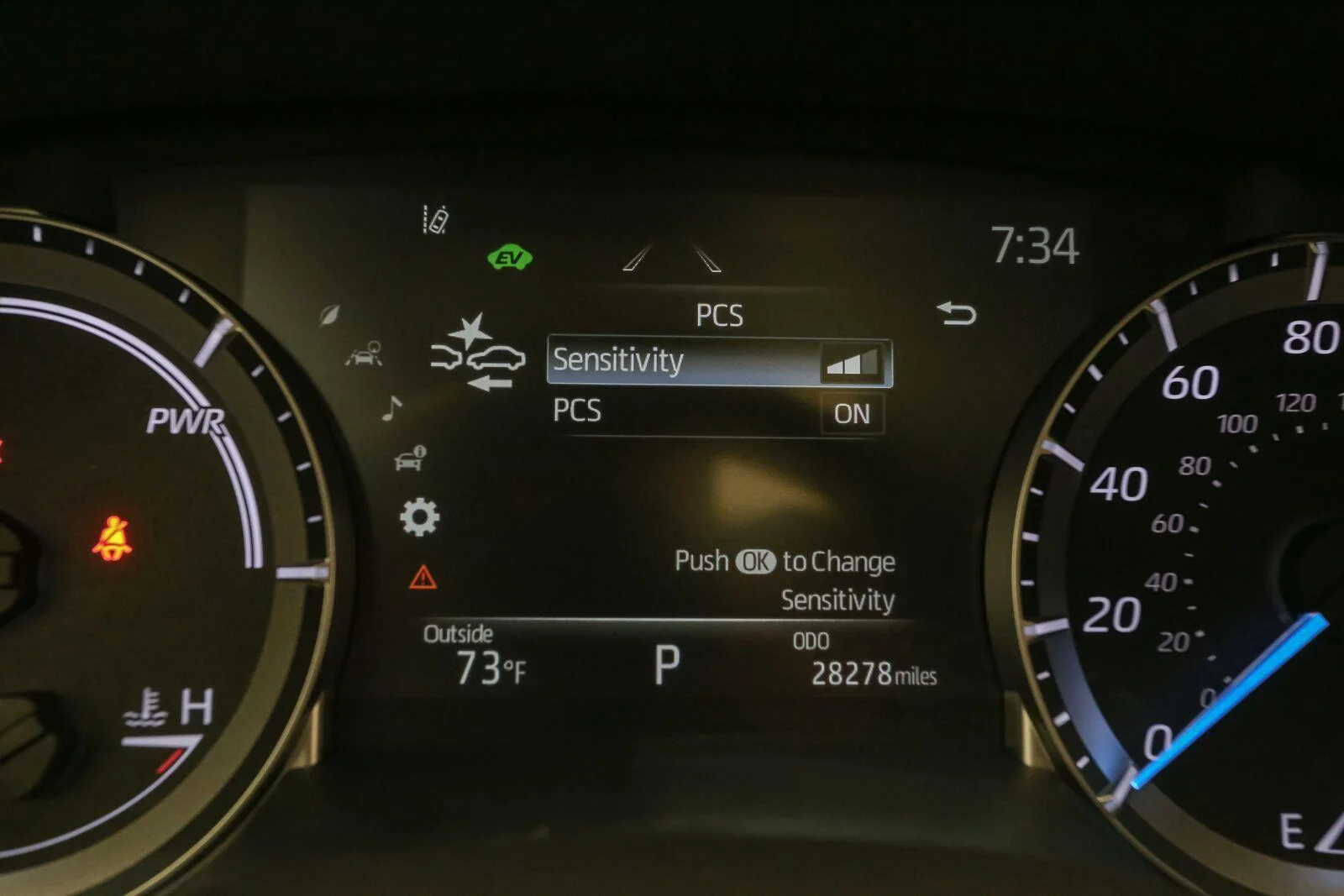 Used 2023 Moon Dust Toyota XLE image 41