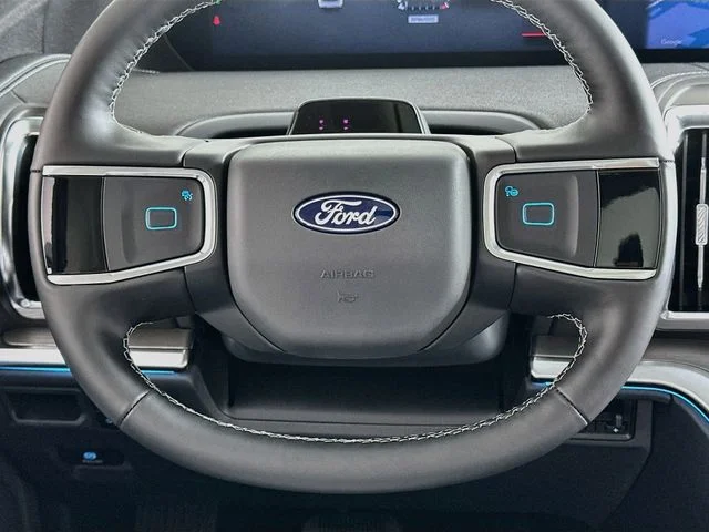 New 2027 Gray Ford Platinum image 15