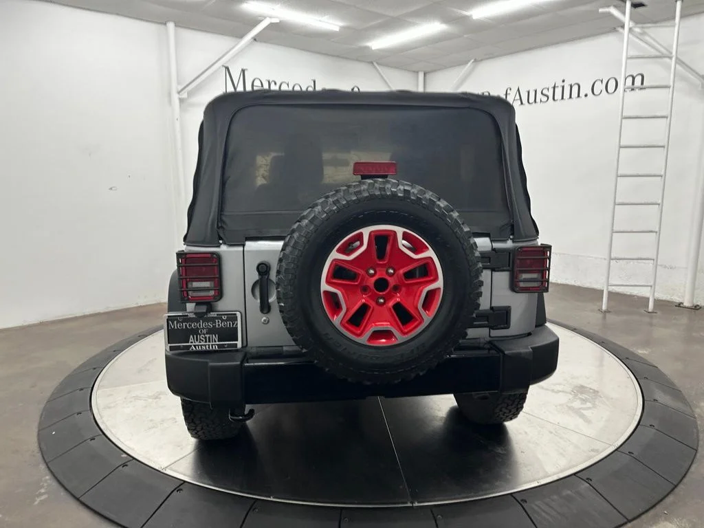 Used 2015 Silver Jeep Sport image 3